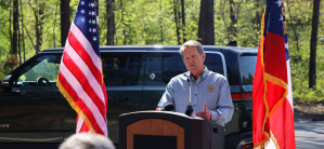 Kemp speaks at Tallulah Gorge State Park on April 20, 2023 (Credit: Office of Gov. Kemp)